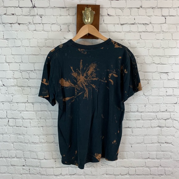 LEVI’S bleached t-shirt - Picture 4 of 4